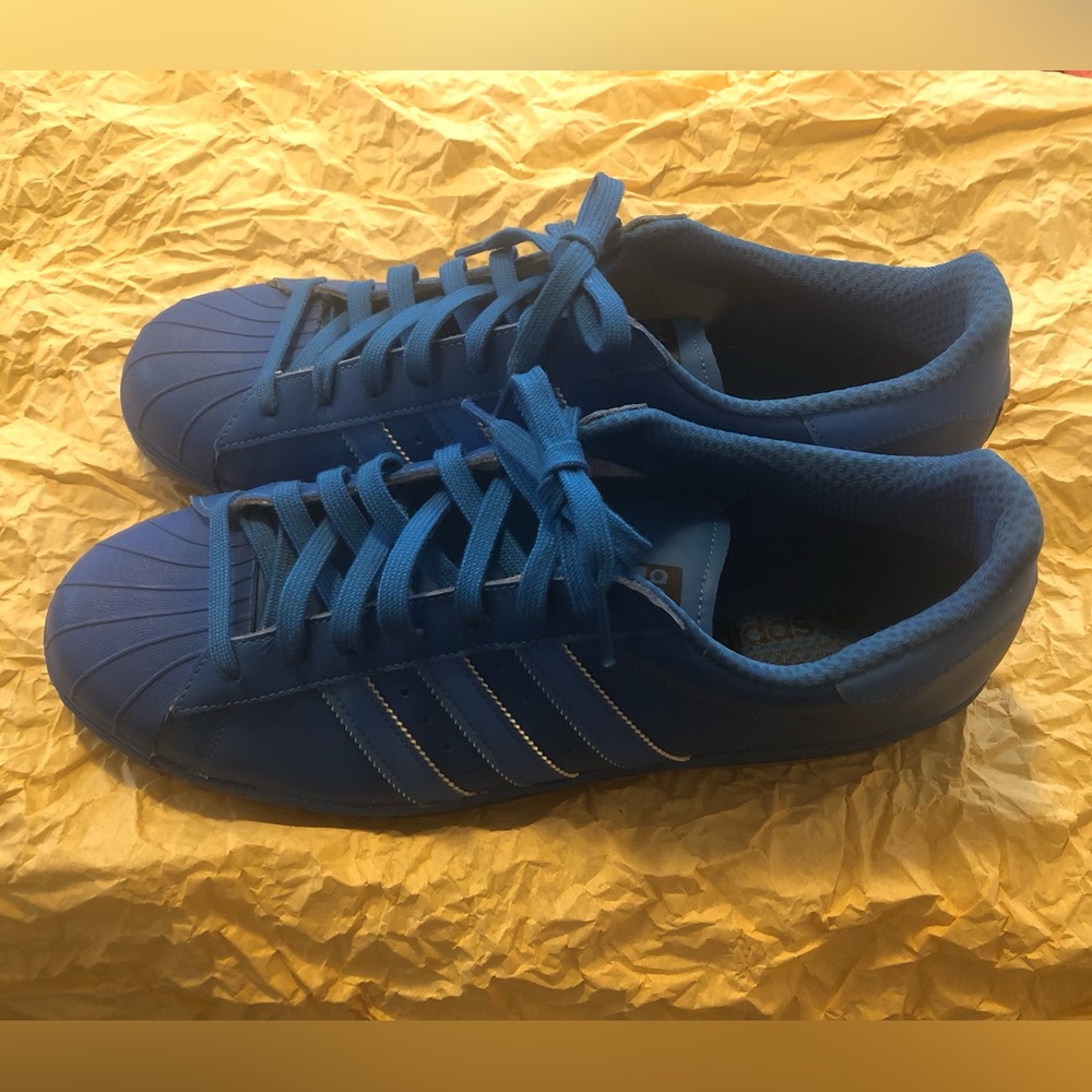 ADIDAS Superstar Blue Limited Edition US 13